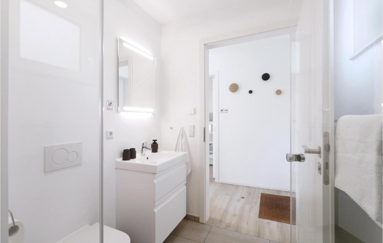 Nice Apartment In Lembruch-Duemmer See With Wifi Kültér fotó